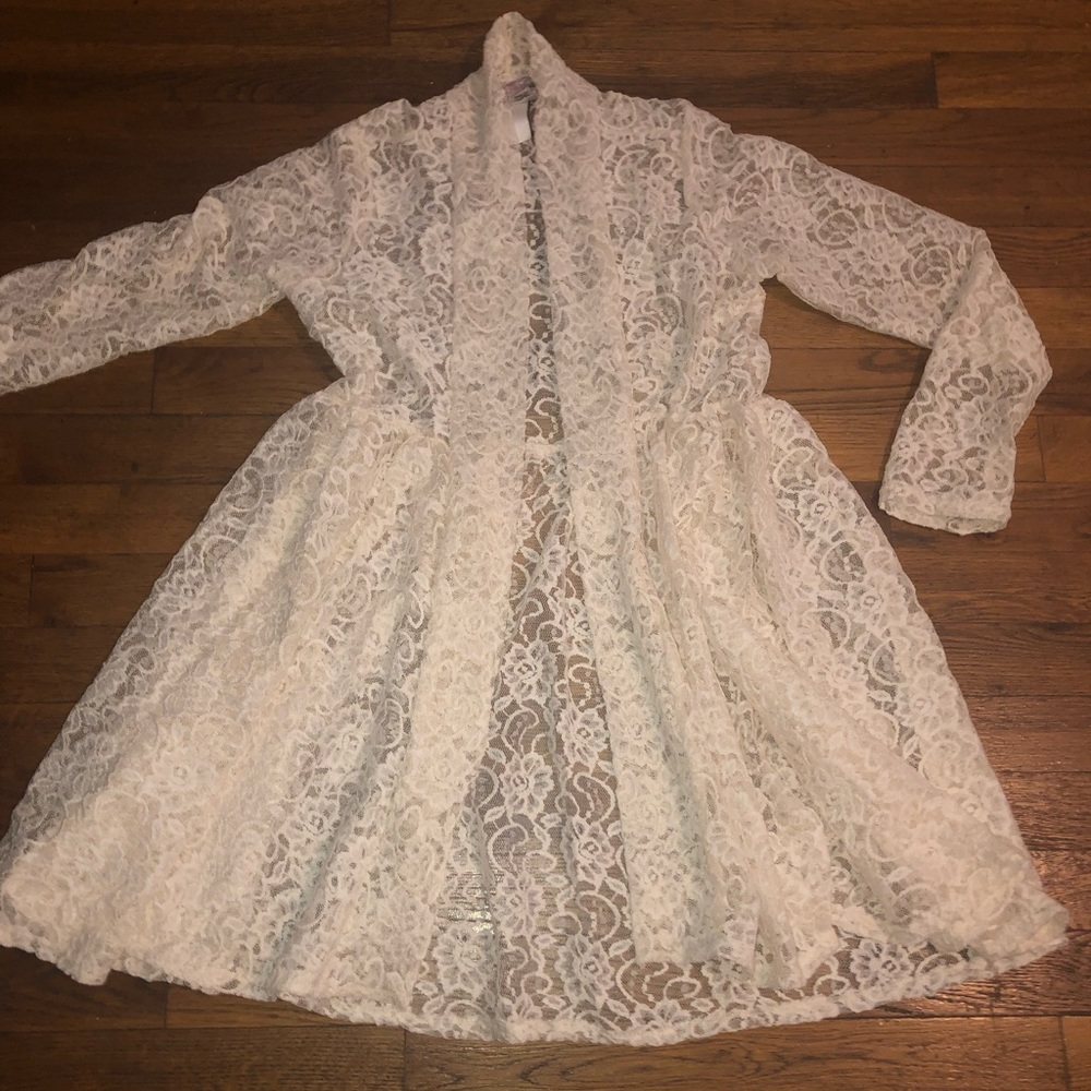 Lace overcoat